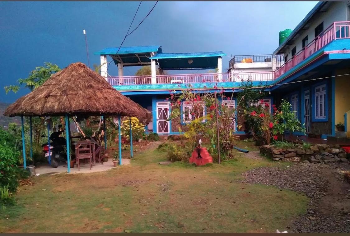Robins Nest Hotel & Restaurant Deorāli Esterno foto